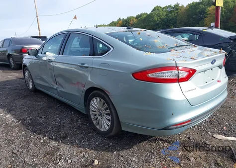 2013 Ford Fusion Hybrid Se из США, поврежденный, VIN 3FA6P0LU9DR187044